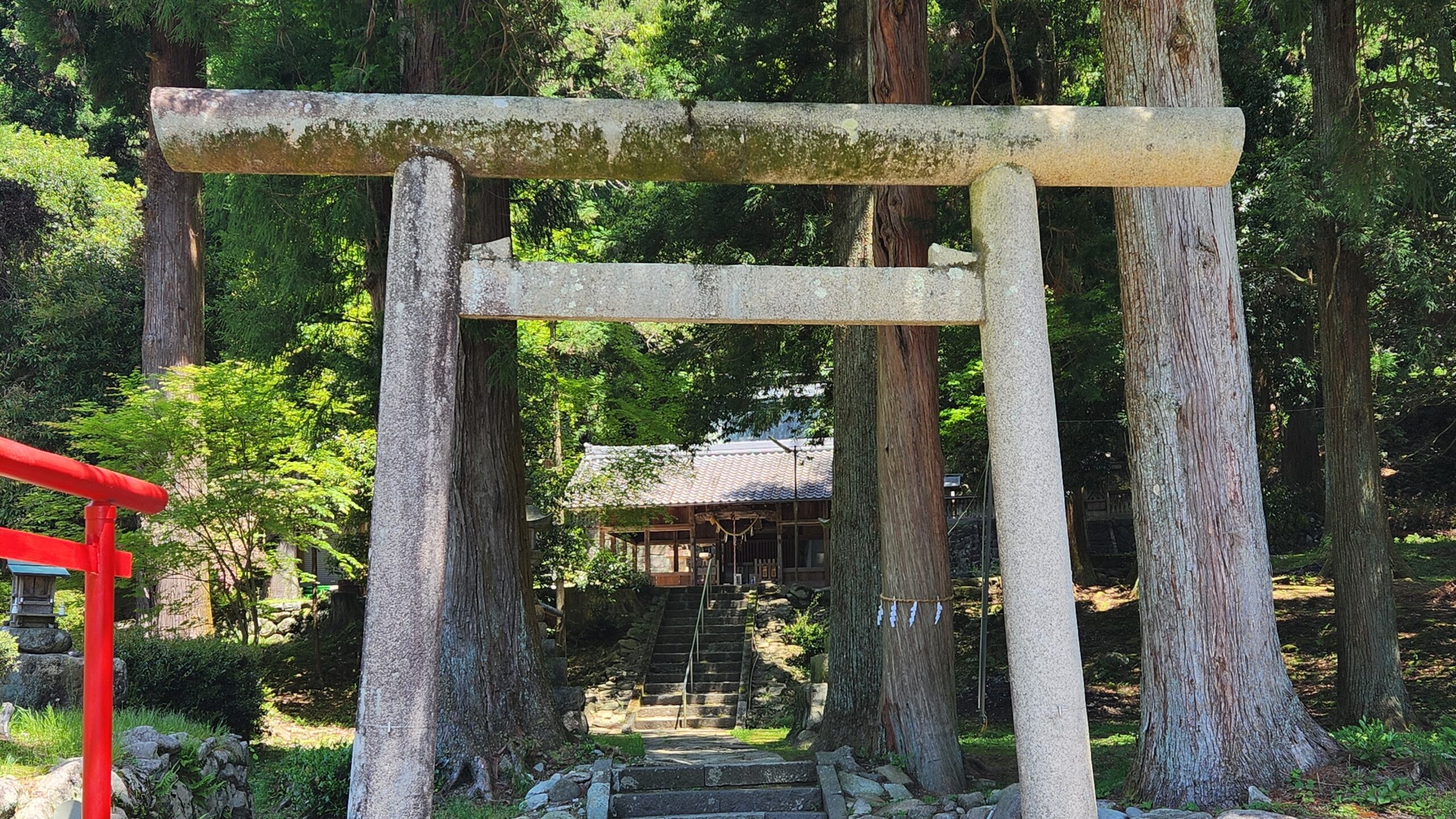 知る人ぞ知るパワースポット!滋賀県日野町の金峯神社